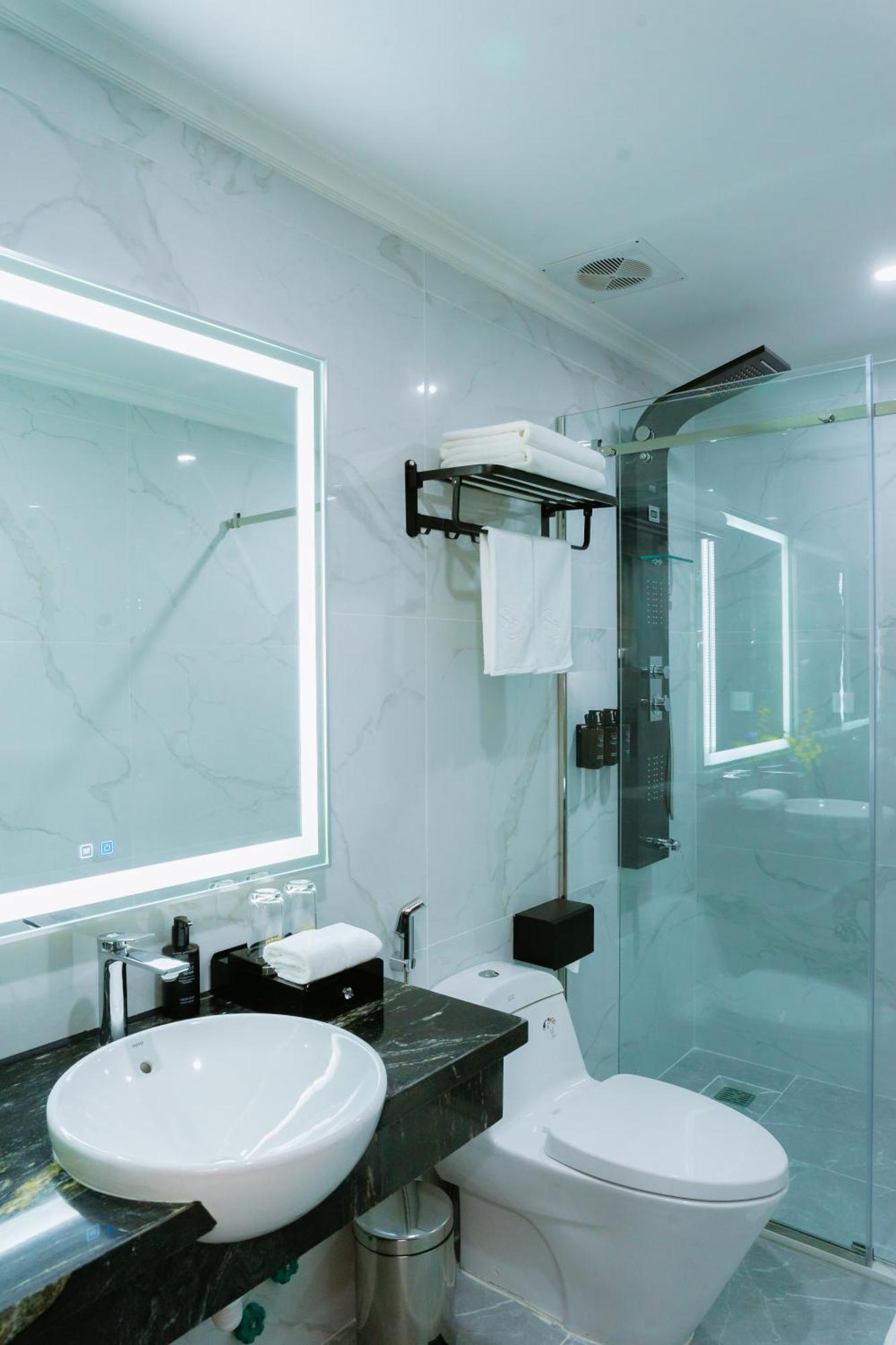 Sc Luxury Hotel Ха Лонг Екстериор снимка